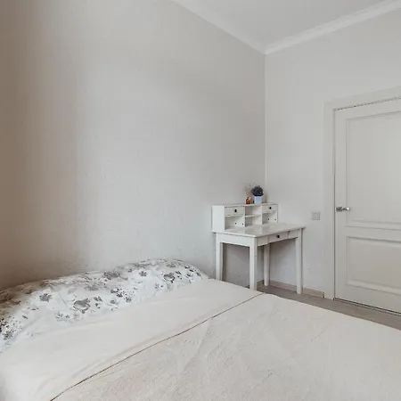 New 2 Bedrooms On Deribasovskay Str Odessa Exterior foto