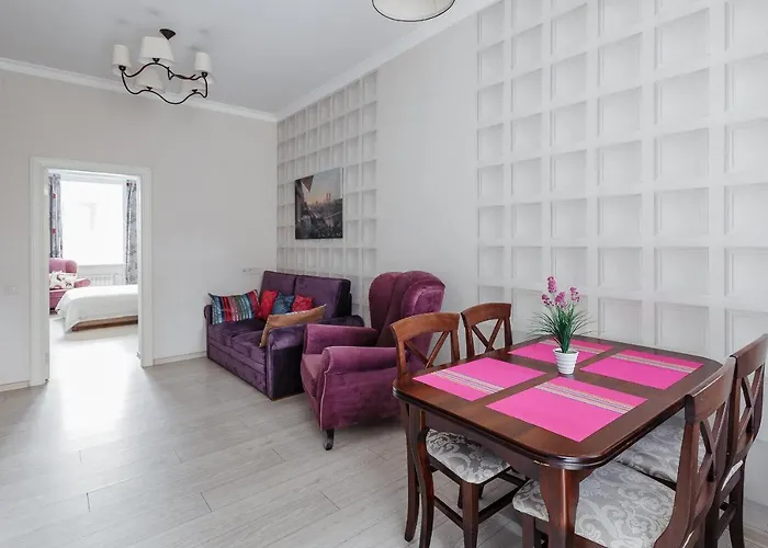 New 2 Bedrooms On Deribasovskay Str