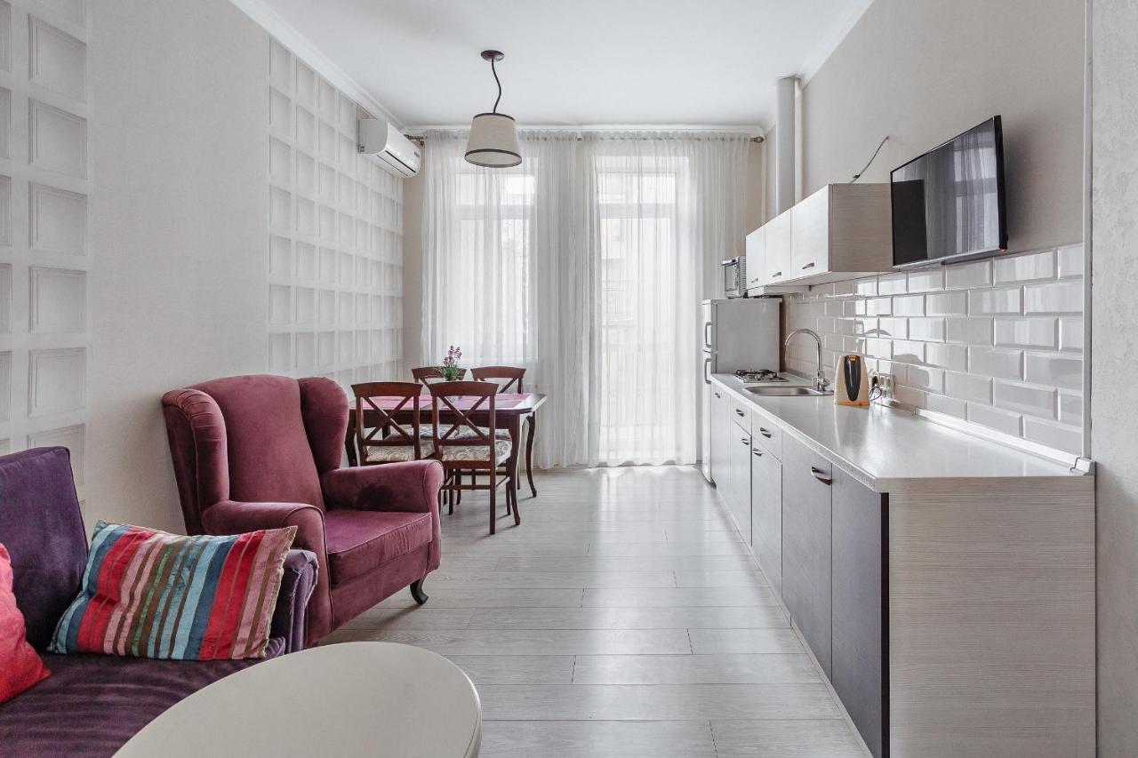 New 2 Bedrooms On Deribasovskay Str * Odesa